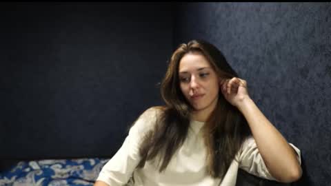 Meri  online show from November 9, 9:50 pm