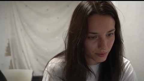 Meri  online show from October 5, 8:49 pm