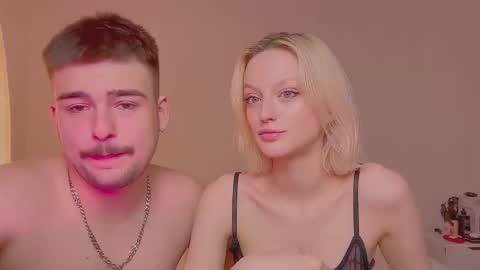 your_molly_mark online show from November 1, 6:07 pm