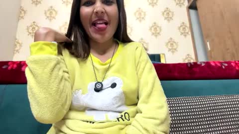 Snapshot of your_priya_77 chatting on February 16, 5:26 pm sonam online show from February 16, 5:26 pm