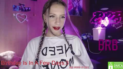Alice  online show from September 15, 1:07 am