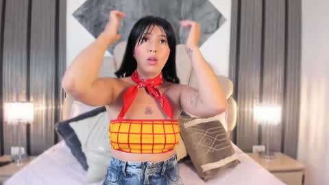 Snapshot of your_slutty_doll_ chatting on October 4, 11:30 am Danna online show from October 4, 11:30 am
