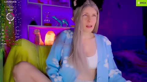 your_spring online show from November 30, 12:12 pm