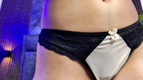 Snapshot of your_submissive_ chatting on September 23, 9:21 pm your_submissive_ online show from September 23, 9:21 pm