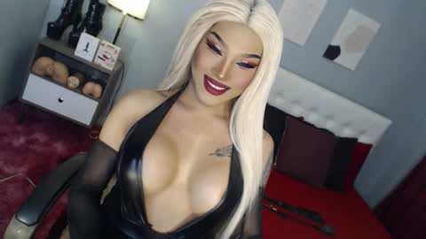 TRICXIEBELLE online show from November 20, 10:18 pm