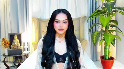 kim online show from April 23, 6:09 pm