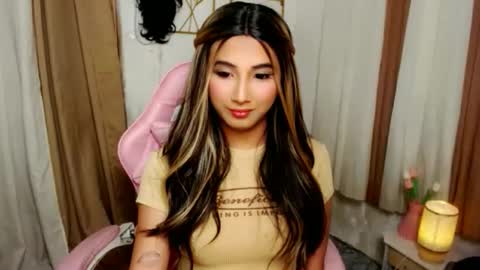 Snapshot of yourasianfave_drea chatting on October 18, 11:36 am DREA online show from October 18, 11:36 am