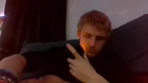 yourbitch1762 online show from February 16, 4:20 am