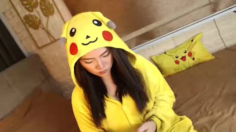 JEN  online show from September 12, 11:56 am