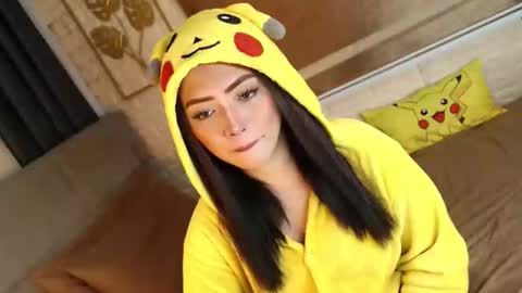 JEN  online show from September 14, 12:17 pm