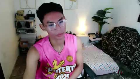 Rence online show from November 14, 5:59 pm