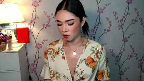 Snapshot of yourdreamgirljane chatting on October 6, 12:07 am JANE online show from October 6, 12:07 am