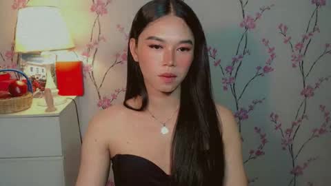 Snapshot of yourdreamgirljane chatting on October 10, 5:52 pm JANE online show from October 10, 5:52 pm