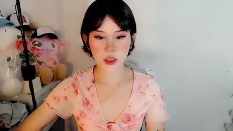 PrettyElla online show from October 5, 9:18 am