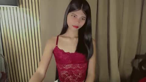 Vivian online show from December 2, 6:50 pm