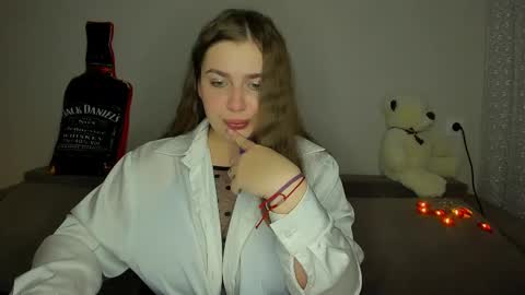 yourgem__ online show from February 24, 8:14 pm