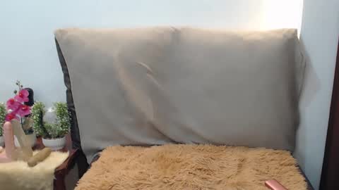 Goddess Yoshi online show from March 7, 7:38 pm