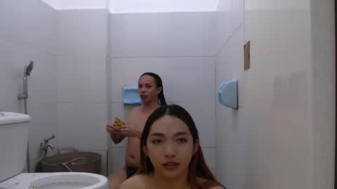 Goddess Yoshi online show from February 19, 8:10 pm