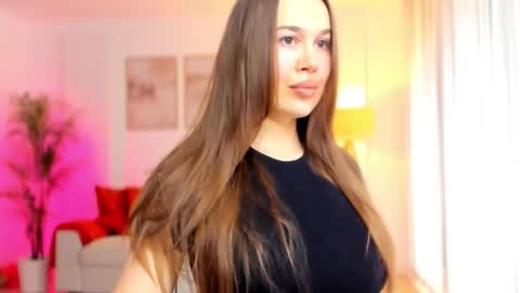 Snapshot of yourgoddessroxana chatting on October 14, 10:51 am roxana online show from October 14, 10:51 am