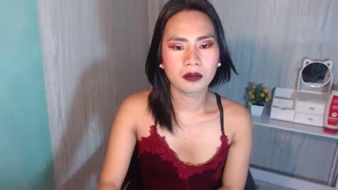 Snapshot of yourhottie_winxxx chatting on March 7, 6:33 pm Mauie online show from March 7, 6:33 pm