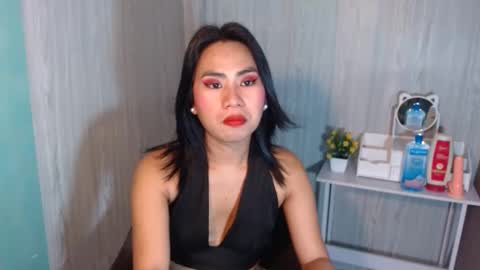 Snapshot of yourhottie_winxxx chatting on March 8, 5:54 pm Mauie online show from March 8, 5:54 pm