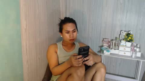 Mauie  online show from January 15, 1:36 am