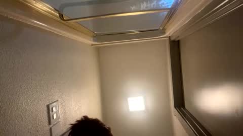 Kaitie Cummings online show from February 9, 8:18 am