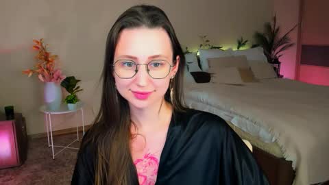 Vetta online show from December 5, 6:06 pm