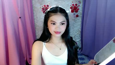 Snapshot of yourlovelytranspinay chatting on October 15, 12:47 am your lovely Dina online show from October 15, 12:47 am