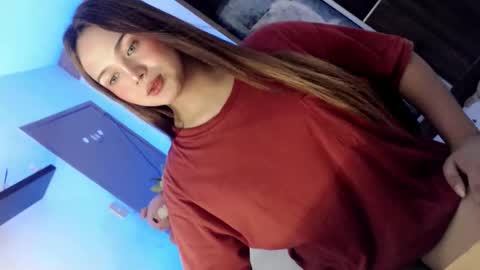 PEARL online show from December 2, 4:32 am