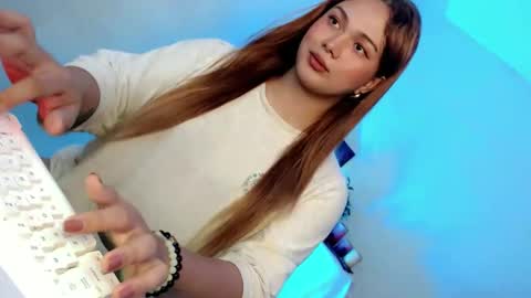 PEARL online show from February 1, 1:13 am