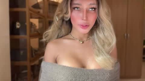 Pearl online show from March 24, 9:37 am