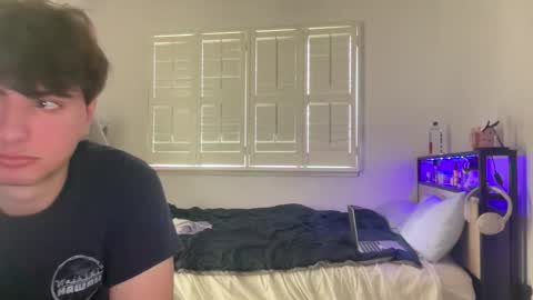 yourmila1 online show from February 25, 10:57 pm