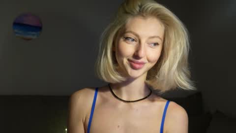Snapshot of yournaughtymiss chatting on February 26, 12:41 am Eva online show from February 26, 12:41 am