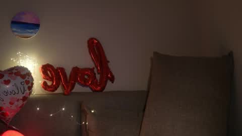 Snapshot of yournaughtymiss chatting on February 14, 11:20 pm Eva online show from February 14, 11:20 pm