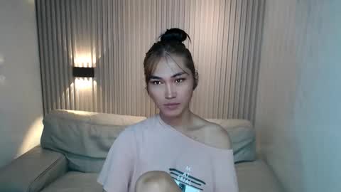    online show from October 24, 11:38 pm