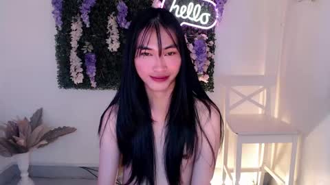    online show from March 7, 10:54 pm