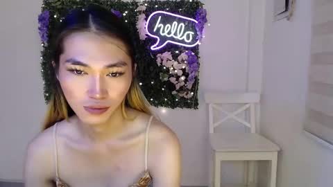    online show from February 4, 11:06 pm