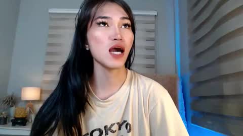    online show from October 13, 12:12 am