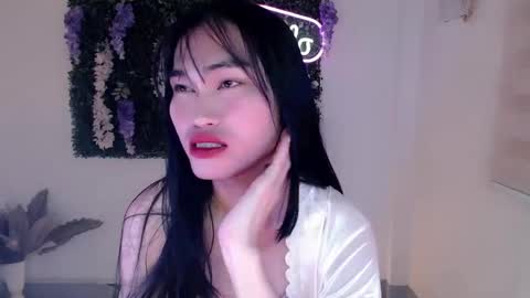    online show from March 10, 11:27 pm