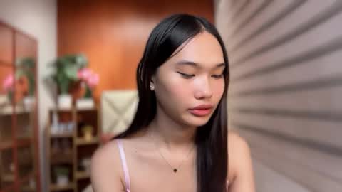 yoursluttyashxx online show from March 23, 5:40 pm