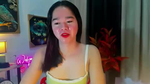 yourtinybunny online show from November 5, 11:56 am