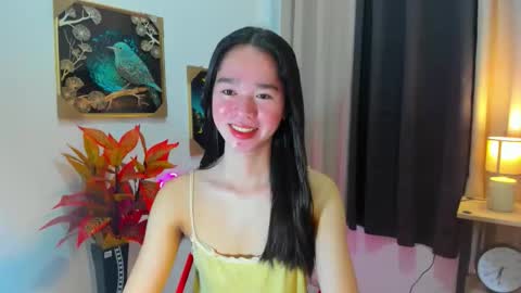 yourtinybunny online show from April 14, 12:08 pm