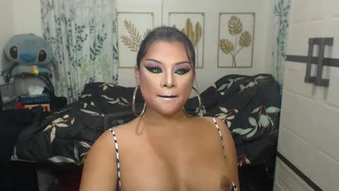 Snapshot of yourtrannyqueenxxx chatting on September 24, 11:00 pm Anastacia Grey online show from September 24, 11:00 pm