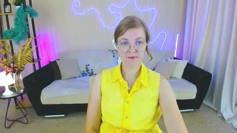 Snapshot of youruniverser chatting on September 22, 10:41 am Alice online show from September 22, 10:41 am