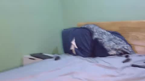 yovaxu2 online show from February 1, 4:20 am