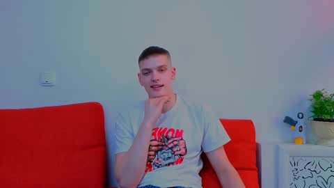 yrshela online show from April 23, 6:54 am