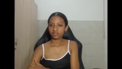 YUKARI online show from December 4, 2:55 am