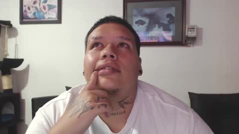 yul an val online show from April 24, 2:02 am