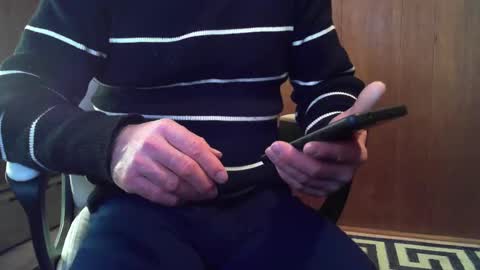 Snapshot of yulanesca chatting on February 20, 6:46 pm Russ online show from February 20, 6:46 pm